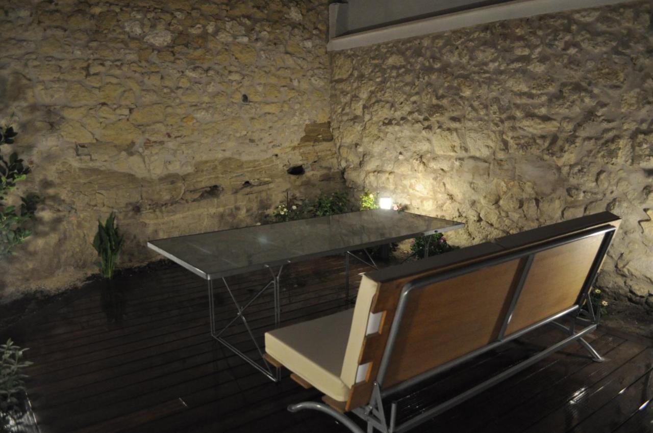 Casa Di Mario Appartamento In Centro Storico Con Due Camere Da Letto E Terrazze Cagliari Luaran gambar