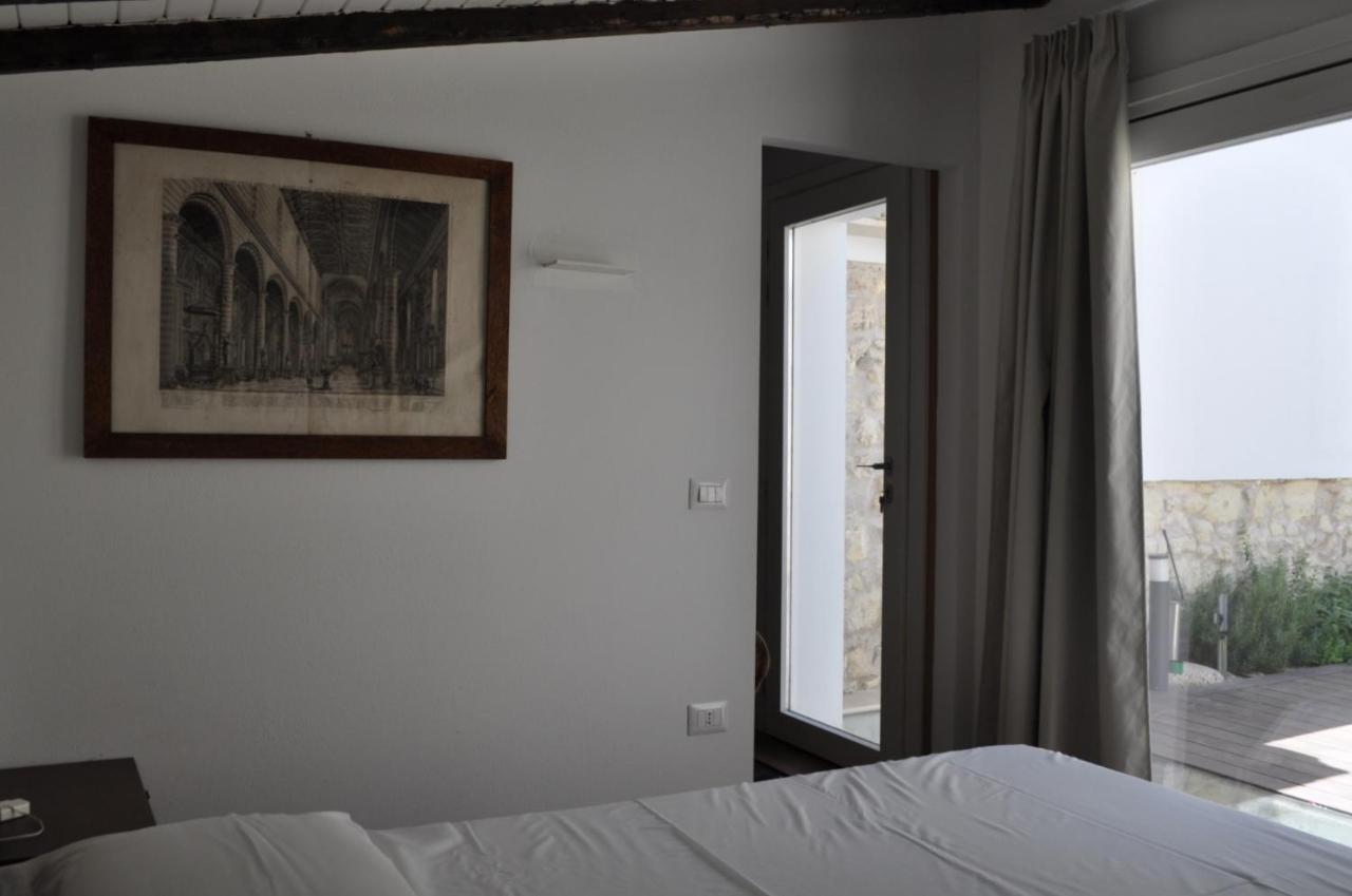 Casa Di Mario Appartamento In Centro Storico Con Due Camere Da Letto E Terrazze Cagliari Luaran gambar